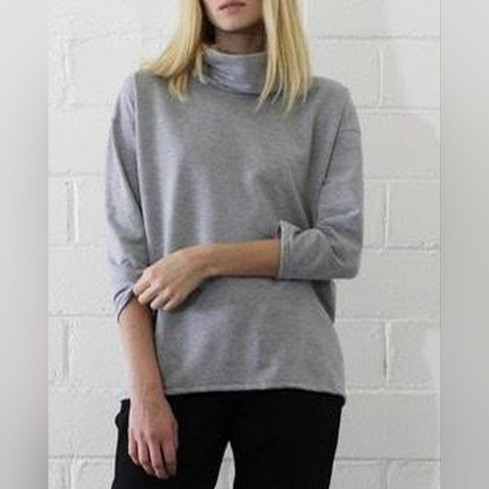 Esby L St Ann cotton turtleneck